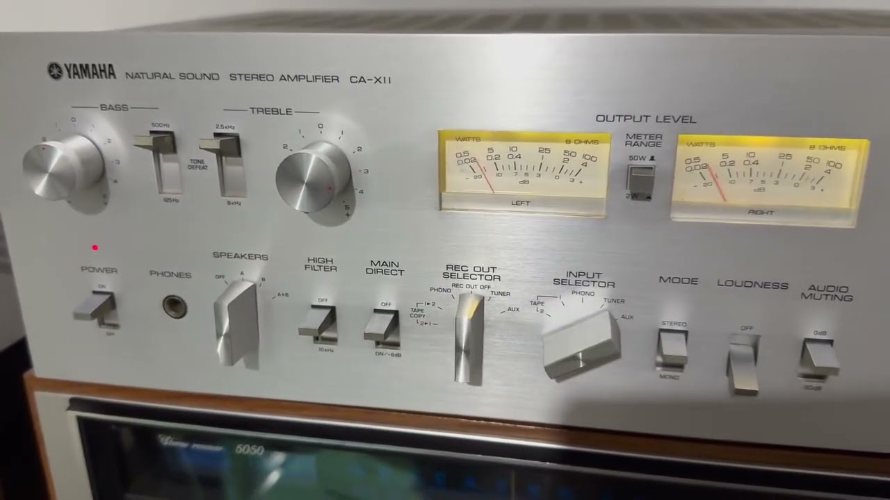 vintage Yamaha CA-XII Natural Sound Stereo Amplifier. 
