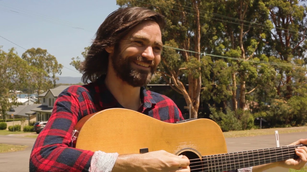 Ezekiel Ox (feat. Santa) - This Xmas (Naughty Version)