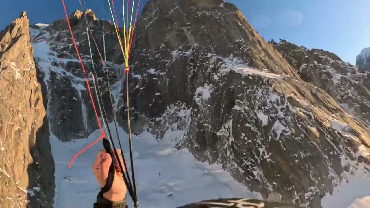 A One-in-a-Million Encounter While Paragliding