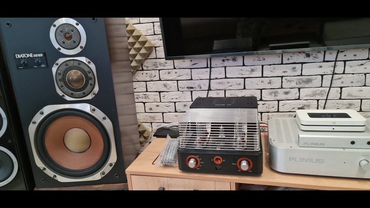 Краткий обзор и пример звучания  усилителя Unison Research Triode 25 и акустики Diatone DS-501