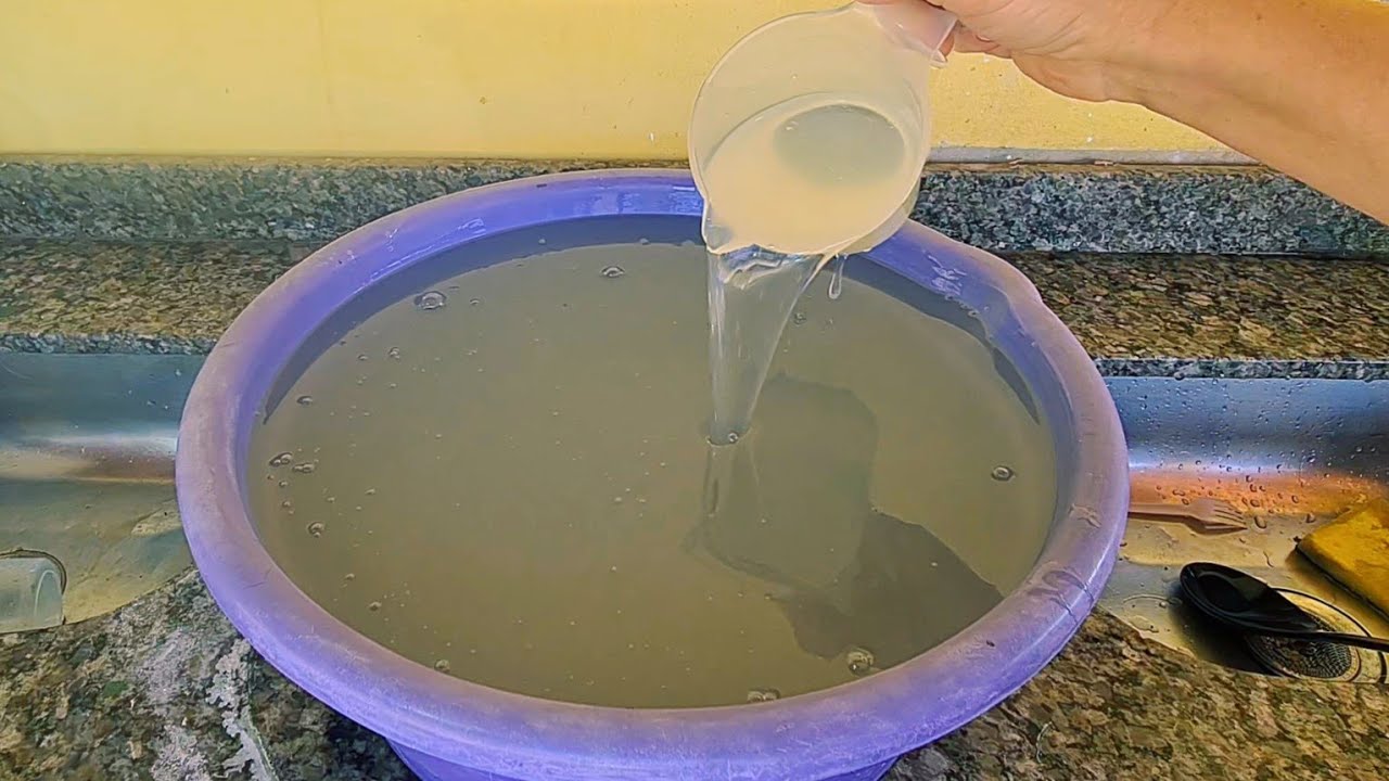 CLORO EM GEL SUPER PERFUMADO! PODEROSO NA LIMPEZA PESADA! MELHOR QUE DO MERCADO.