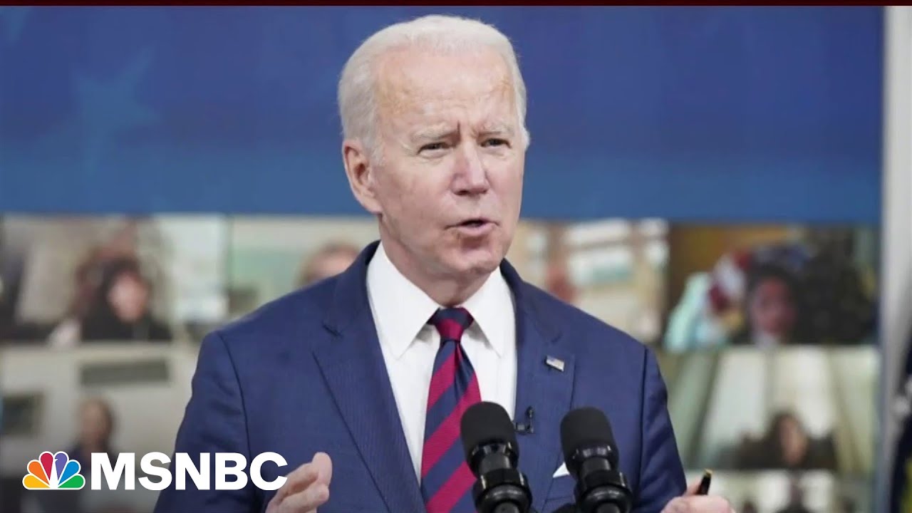 Biden introduces 'Bidenomics' plan, focuses on middle class growth