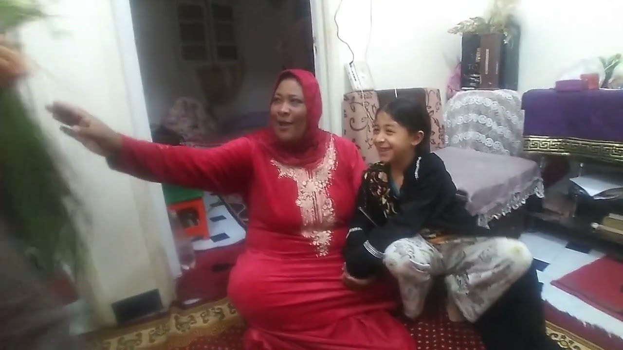 قال يا قاعدين يكفيكم شر الجايين قوم البنات طبوا علينا وكلوا اكلنا ومشوا