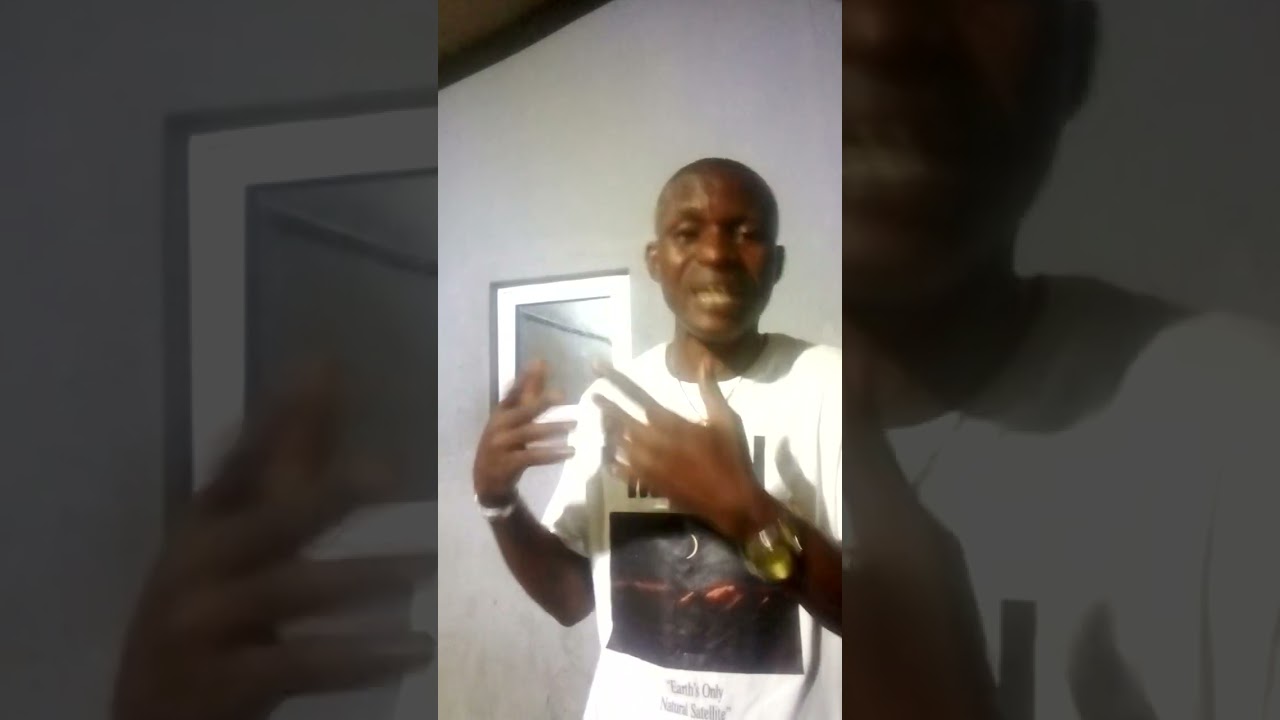 Simultaneously living a single life in two dimensions.