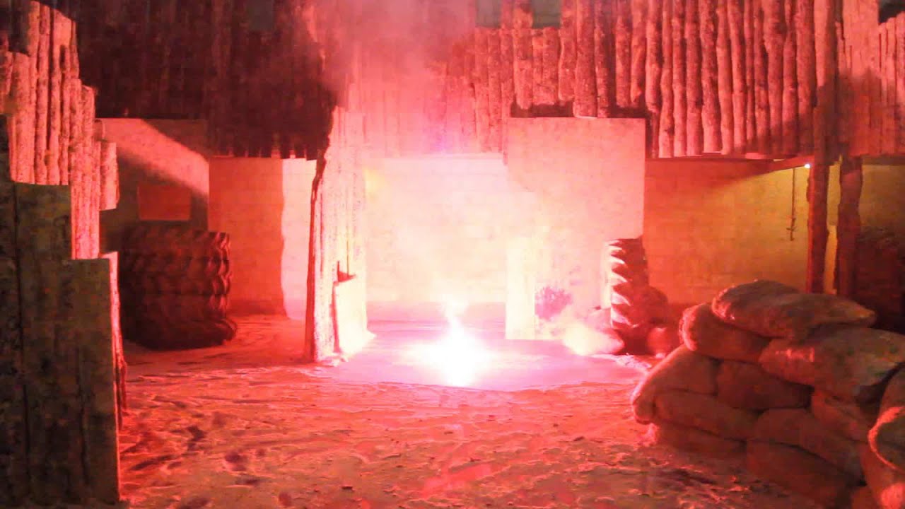 Pirotechnika Warszawa // Stroboskop 100g Czerwony Tropic