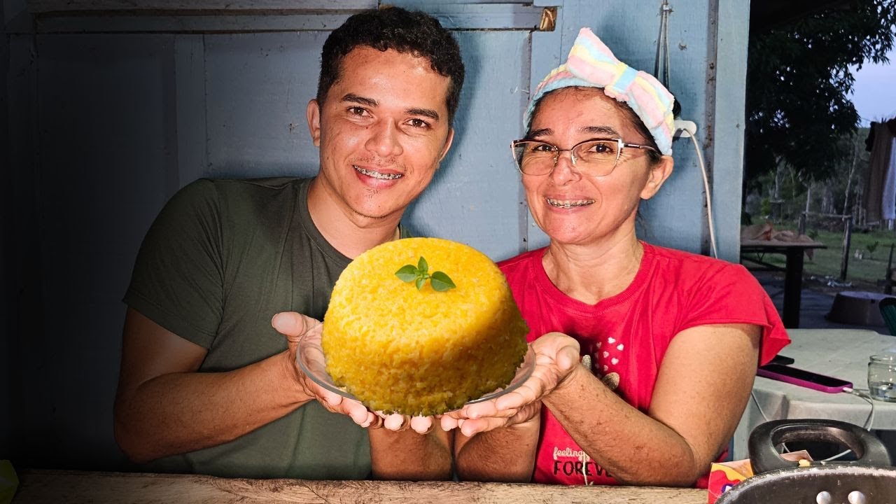 MÃE RECEBE SURPRESA E PREPARA CUSCUZ❤️