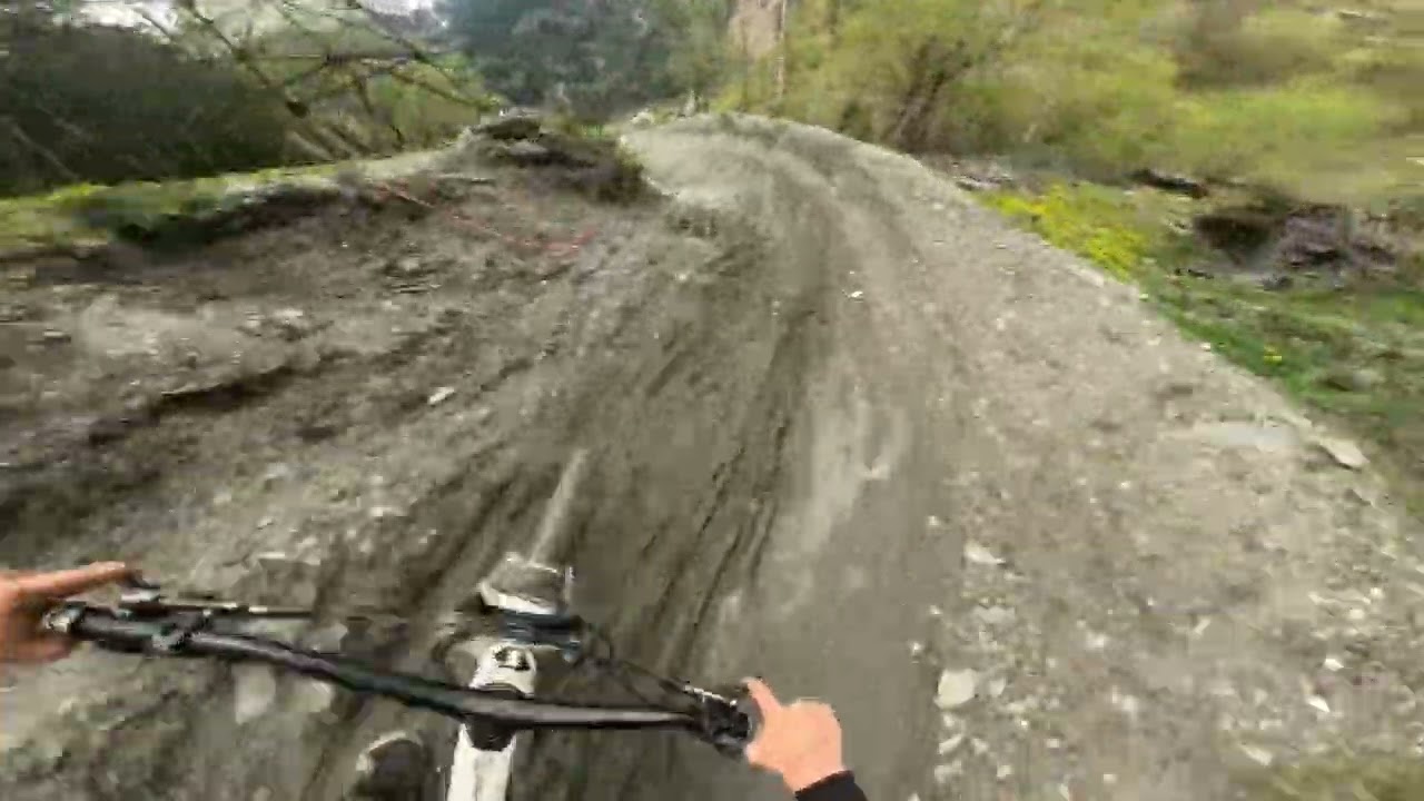 Ouverture aux 2 Alpes (full run venosc)