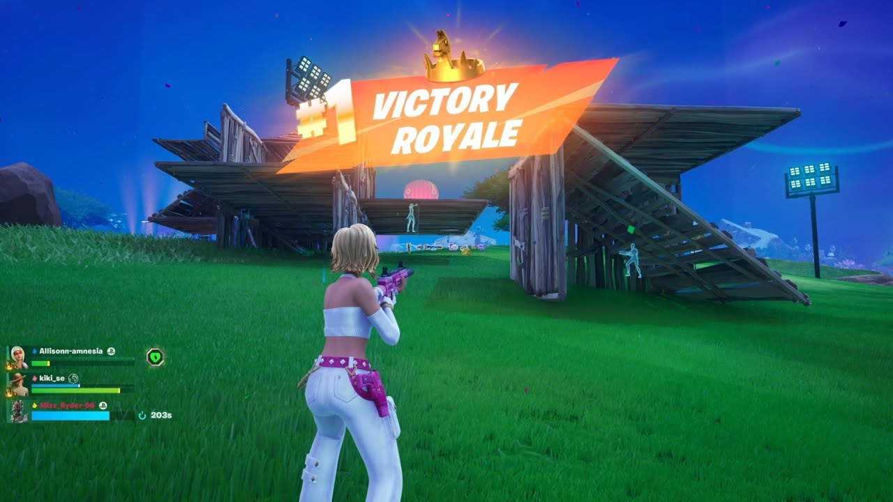 Fortnite Cat Holloway Royal Preservation Crown PS5 GAMEPLAY 
