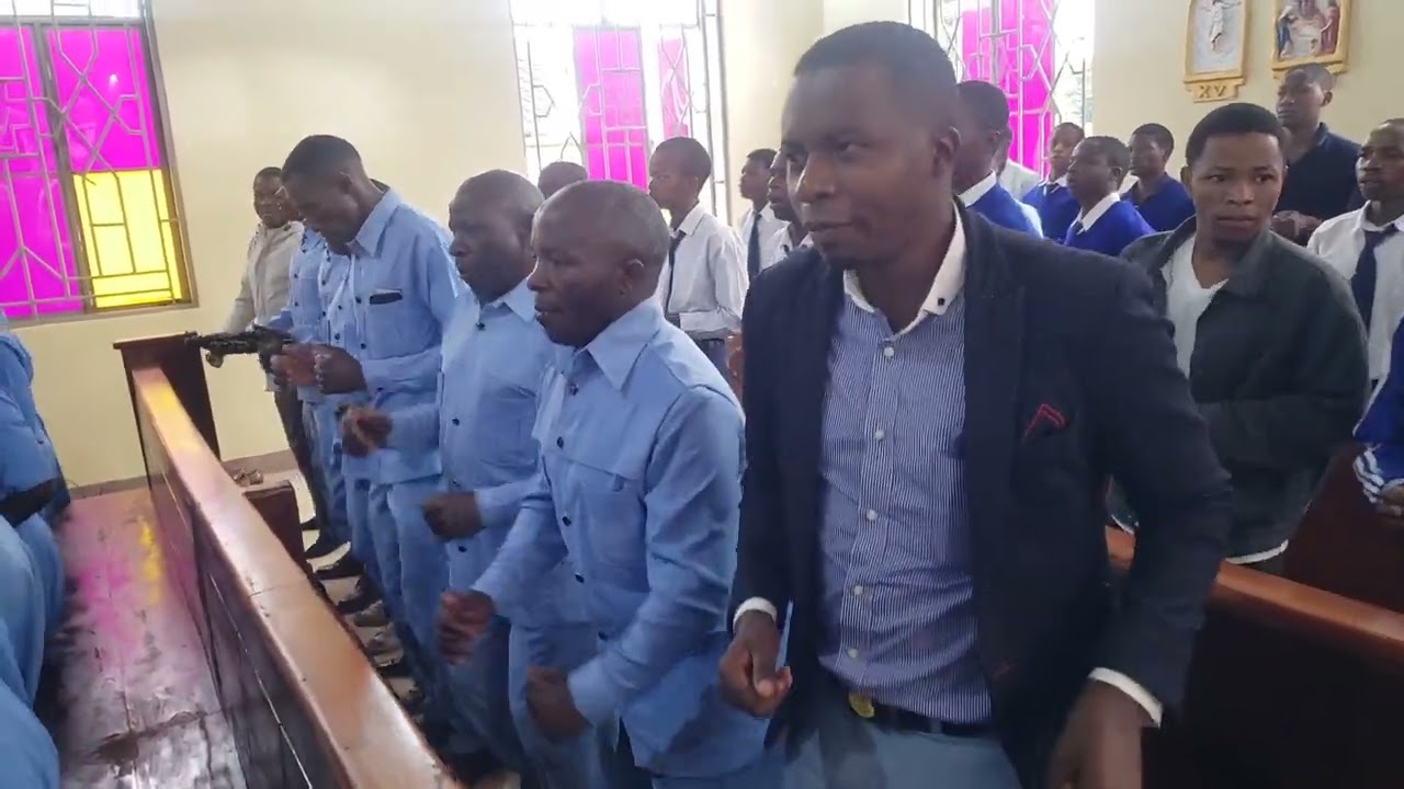 BWANA UTUHURUMIE & UTUKUFU/ KATIKA UZINDUZI MIAKA 25 YA JUBILEI YA KWAYA