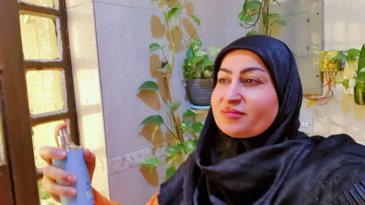 الله عليكم من اشتمها تضوج  هاكم شمينو العطر الخليته ها طيب عطره ام القمل