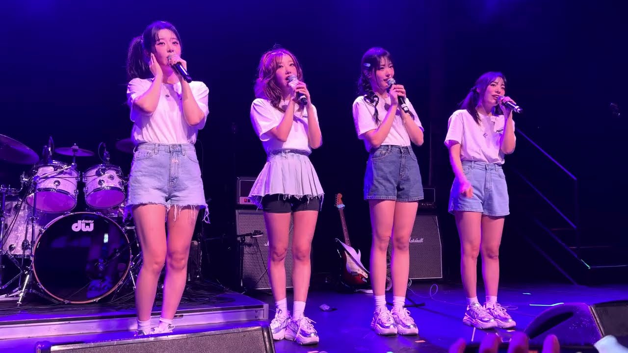 QWER ‘Yours Sincerely’ encore Rockation live in Brooklyn New York 큐더블유이알 251031 4K