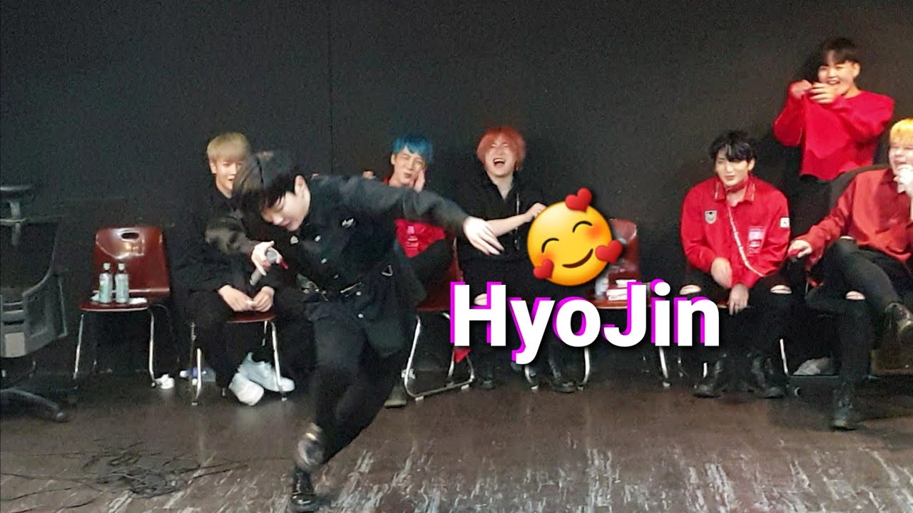 20200726_211425😜🦄🤩#Limit(리미트) with#HyoJin⚘(NewMember) HongDae InDoor Busking #SnowHorse