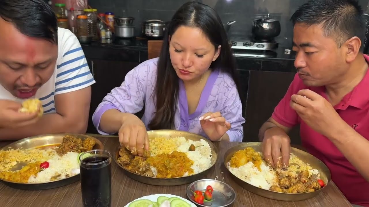 ईस्कुस फर्सि mix gravy अनि chicken fry,family mukbang