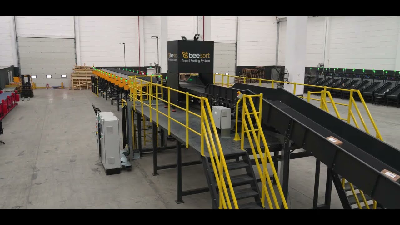 Crossbelt Sortation System - Vertical Sorter