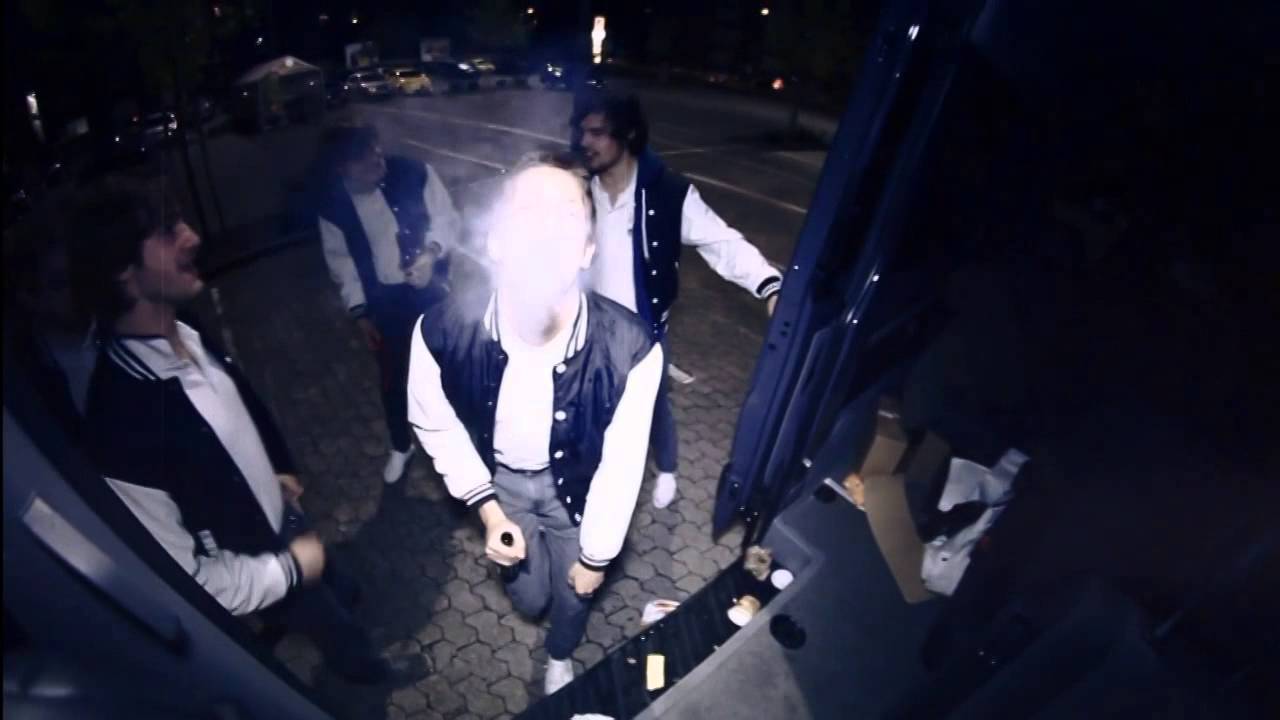Kraftklub - Eure M&auml;dchen (Official Video)