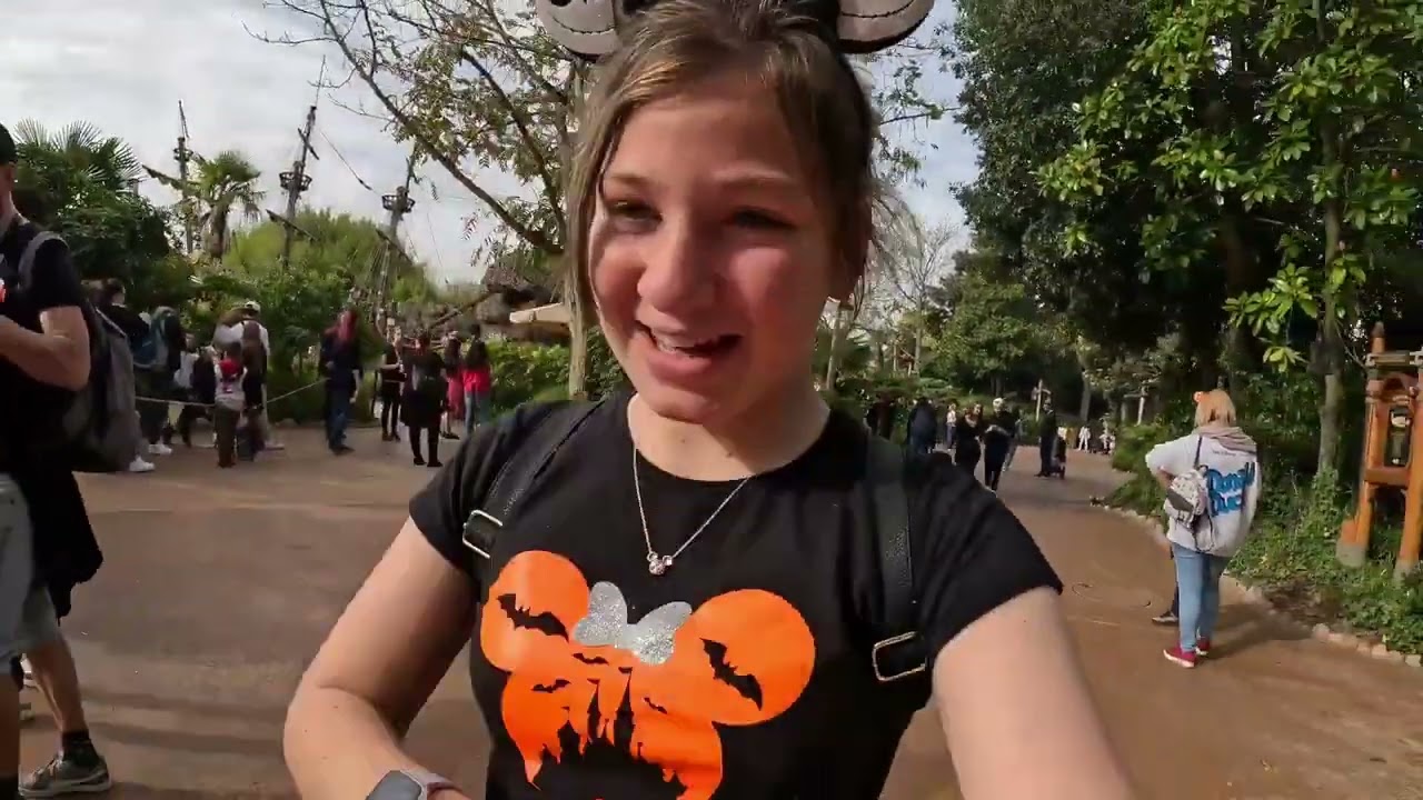 Disneyland Paris  Final Day - Adventures with the Hales