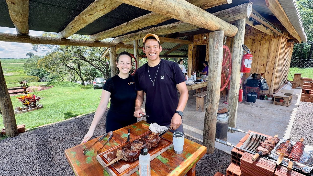 Tati a vendedora on-line do canal simplão e sua família vieram passar o dia no rancho simplão…