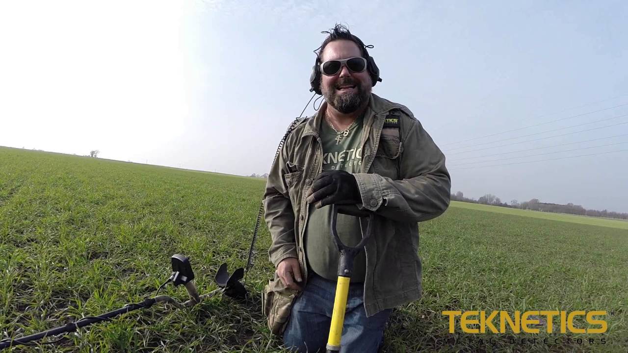 Metal Detecting in England with Teknetics