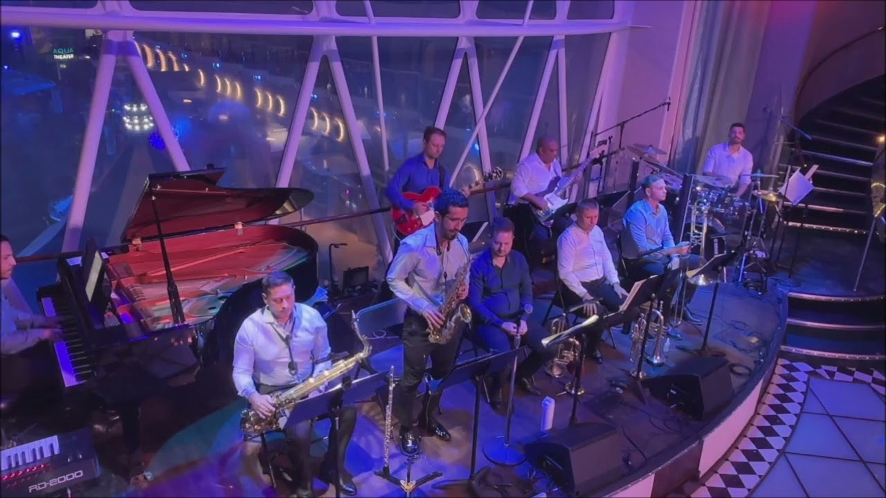 Triste. Allure of the seas Royal Caribean Orquestra.