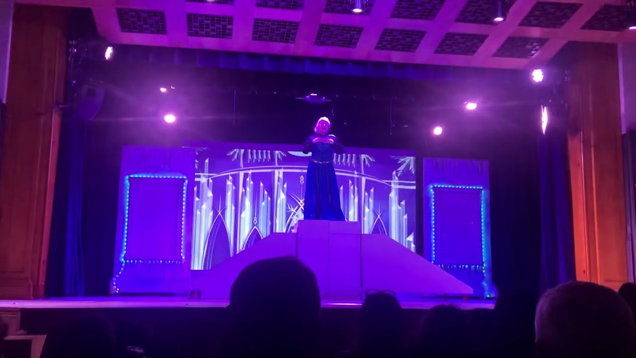 Lauren Marchand as Elsa in the Jericho High School US States of Frozen production