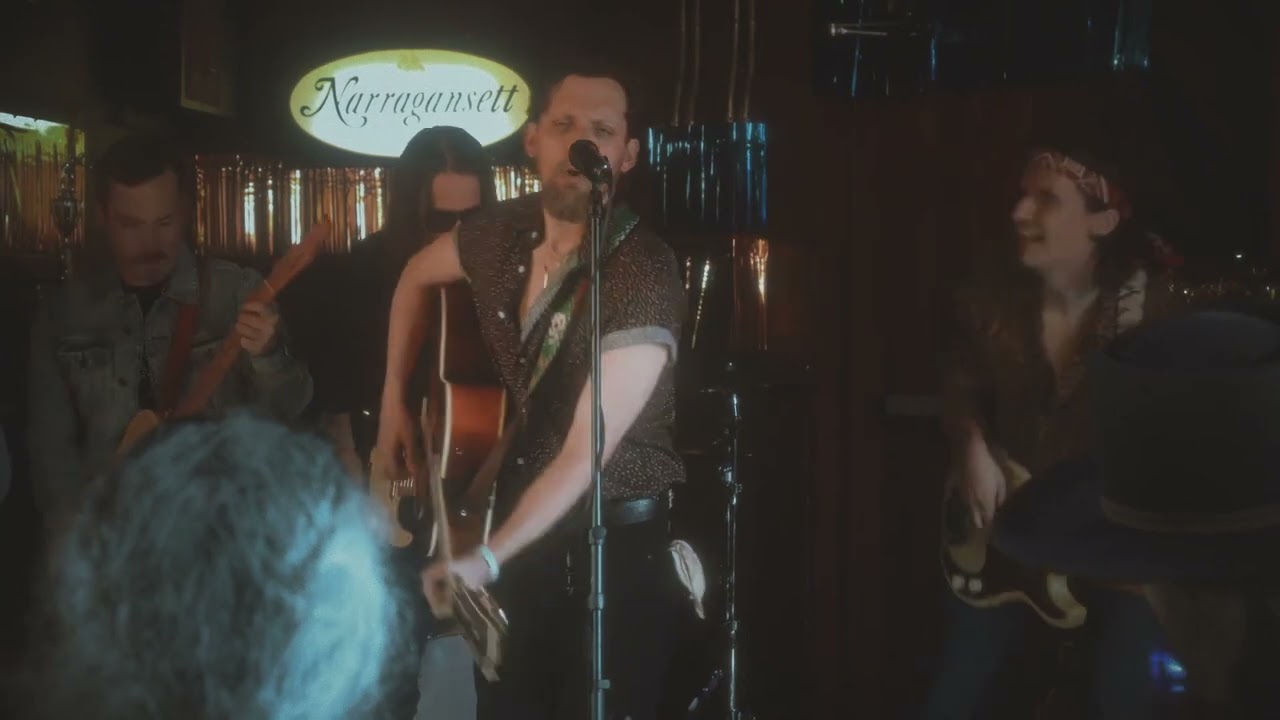 Ward Hayden & The Outliers - Glory Days