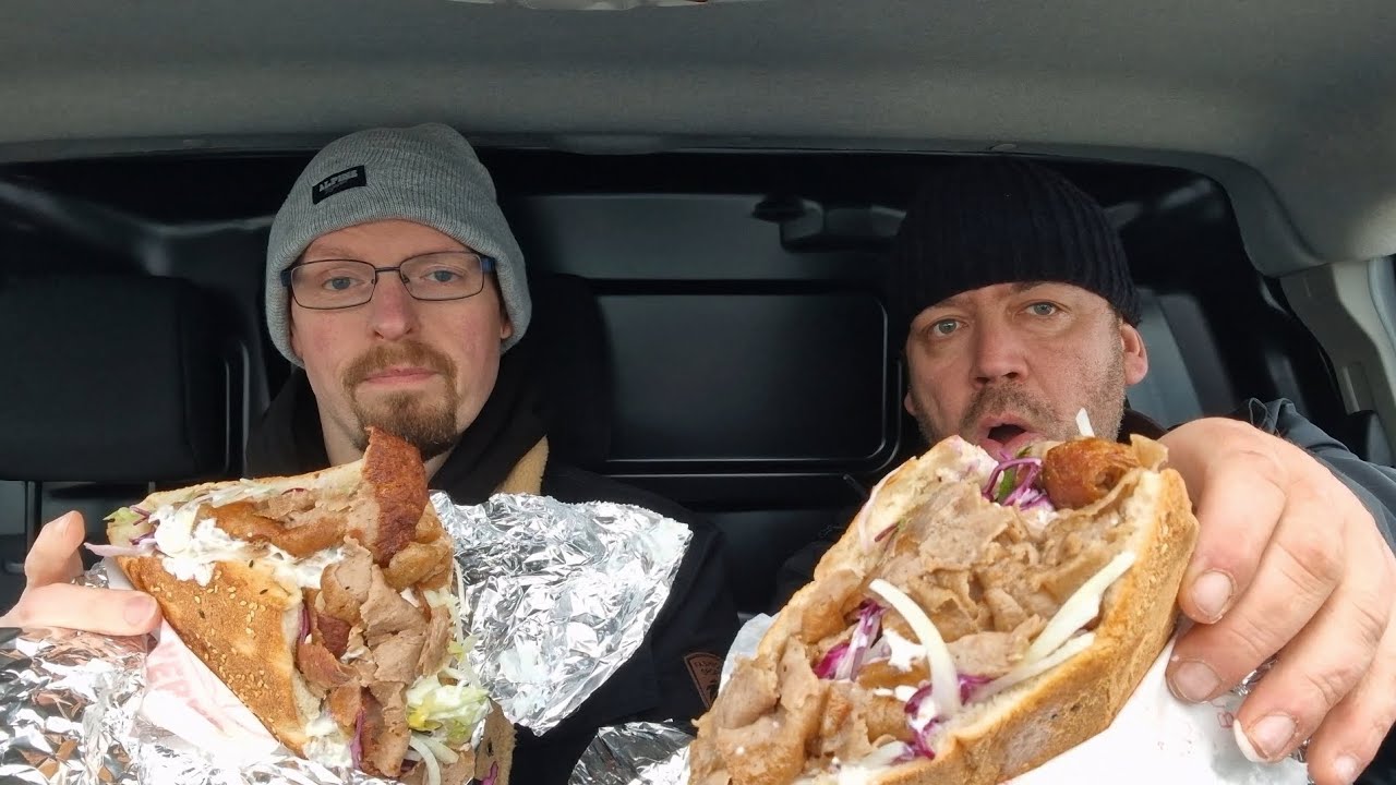 Wir testen den schlechtesten Döner unserer Stadt /MUGBANGVIDEO/