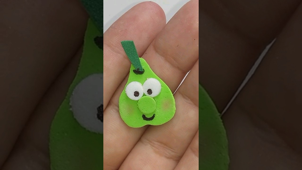 P&ecirc;ra em e.v.a . Aplique em miniatura #fa&ccedil;avoc&ecirc;mesmo #artesanato #artes #diy #artesanatofacil