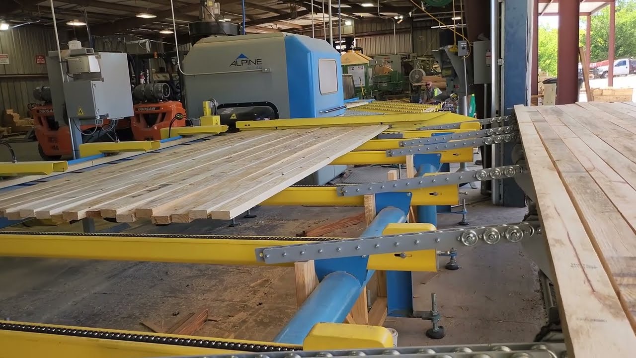 Auto Feeding an automated Linear Saw with a Lumber PickLine