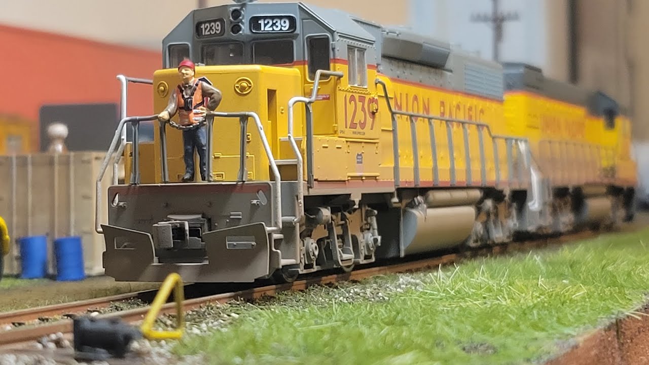 300+ Subscriber special episode Full layout and workbench tour