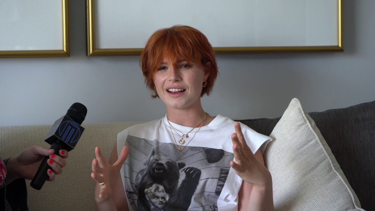JESSIE BUCKLEY talks about Wild Rose & Country Music in Glasgow
