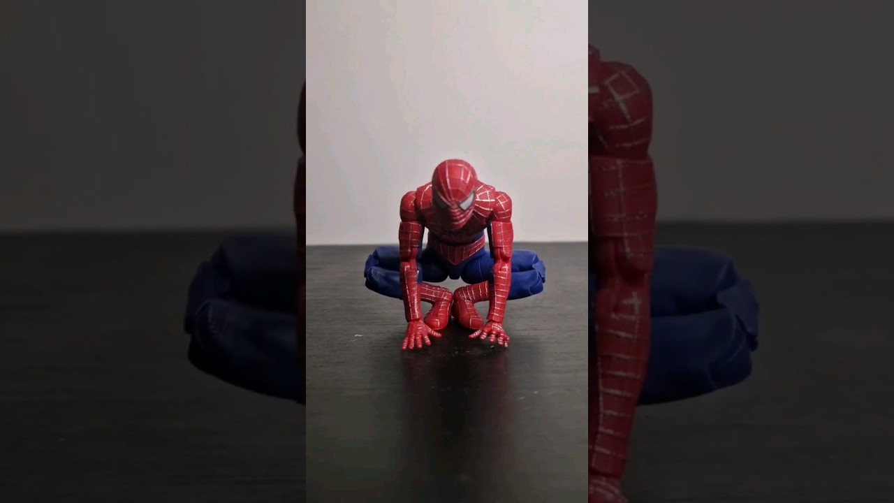How to pose Marvel Legends Tobey Maguire Spider-man (No Way Home 3 Pack)