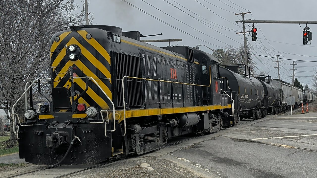 Moving 18 Empties to Arcade Junction - Arcade & Attica Railroad - GE #113 & ALCO #114 3/13/26 