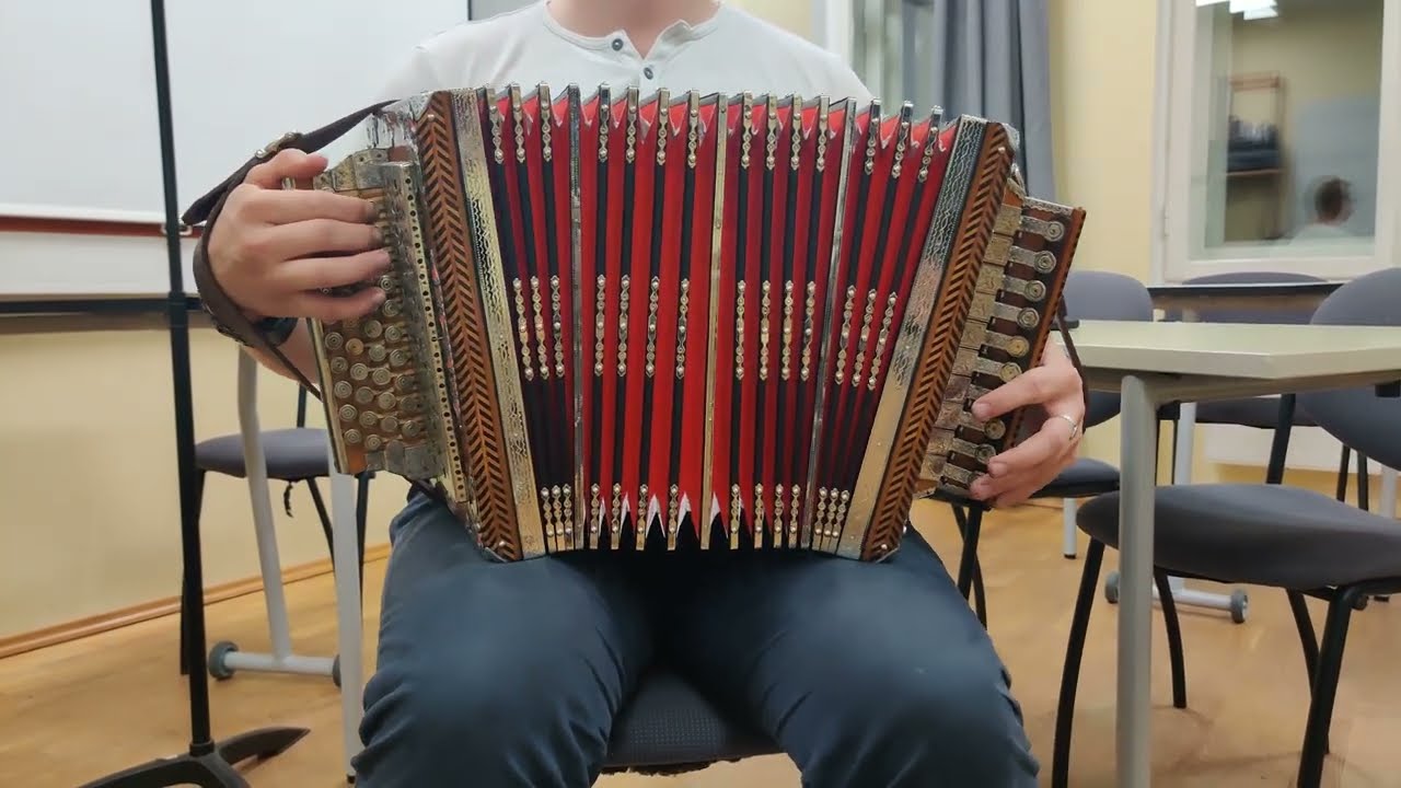 Metsa veerel väike maja