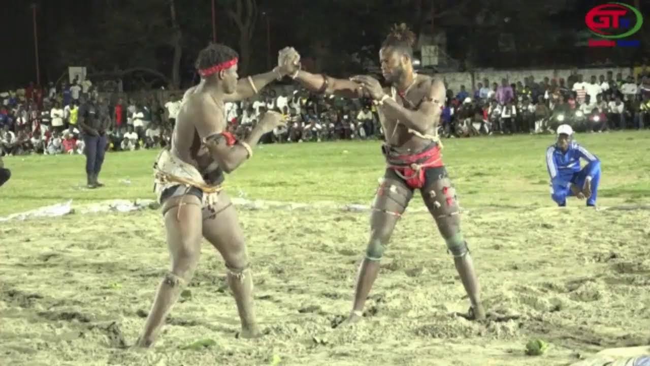 GRAND COMBAT SEREKUNDA WEST MINI STADIUM BALLA JR VS MALIAN