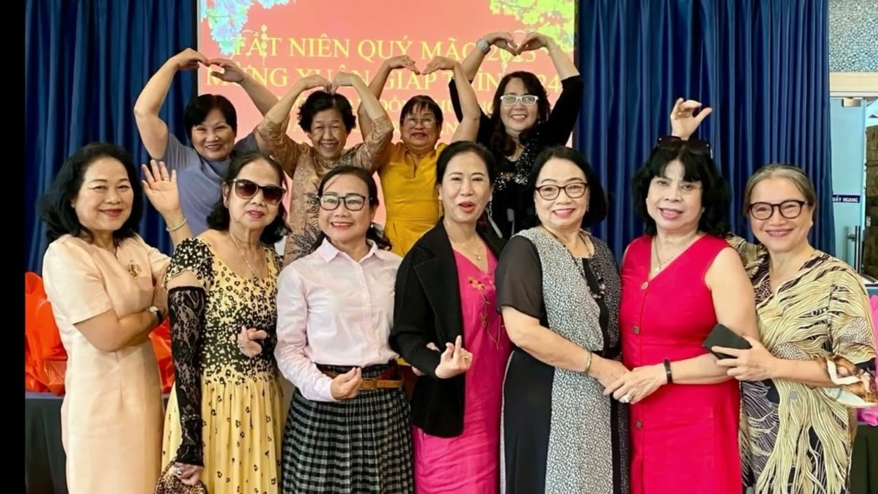 LY RƯỢU MỪNG- PHẠM ĐÌNH CHƯƠNG