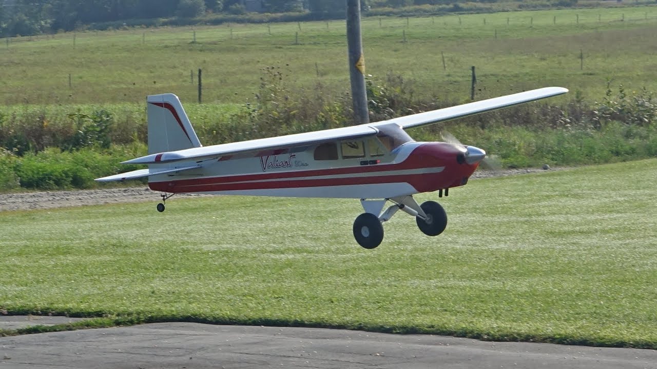 Joe's Hangar 9 Valiant 30cc