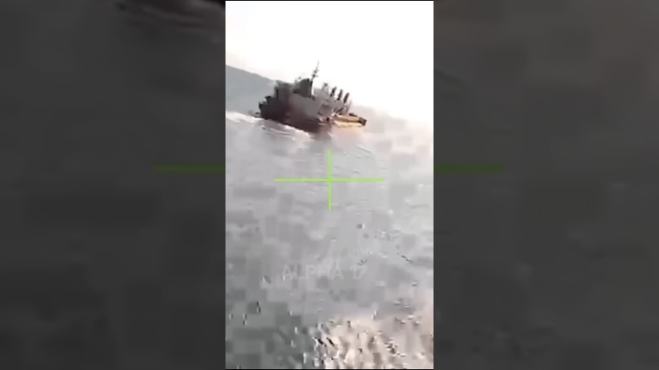 Geran-2 UAVs attack maritime targets. #Shorts