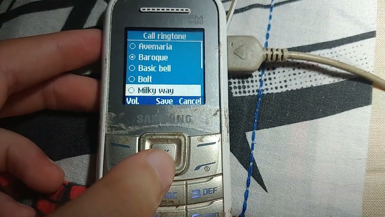Samsung Keystone 2 GT-E1205Q Ringtones and message tones