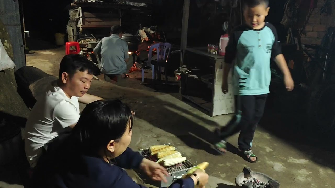 👉 Tết Is Here by the Warm Fireside