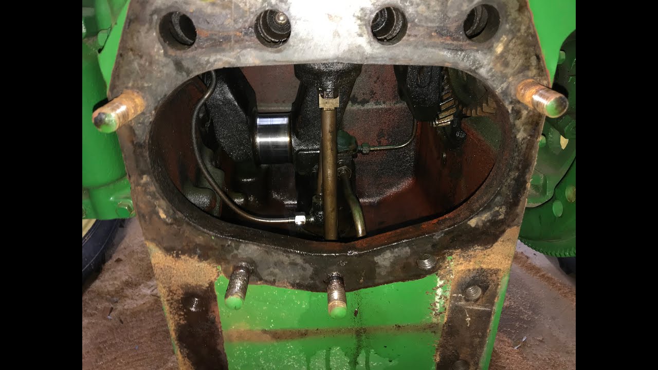 Removing the Engine Block John Deere B 1946 B Part 3