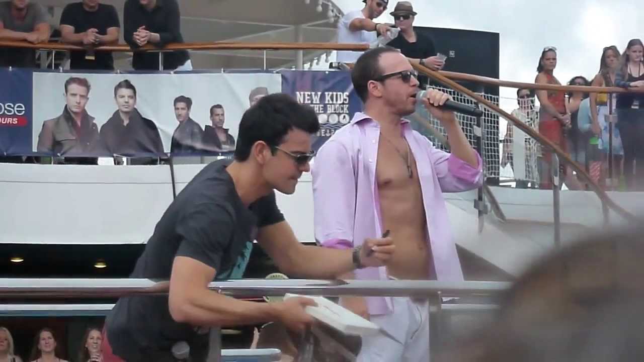 NKOTB Cruise 2013 - Deck party mashup!  part 1