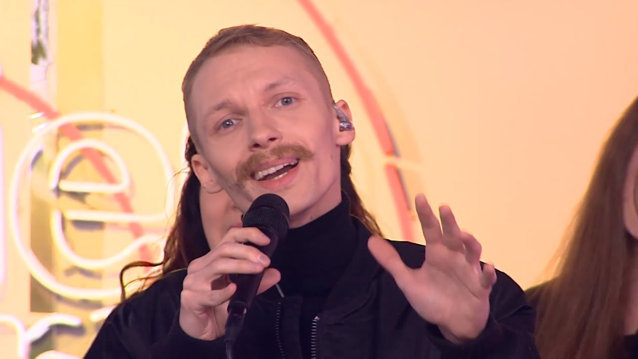 WAKACJE ARTYSTYCZNE z Igorem Herbutem i Mateuszem Krautwurstem na scenie Dzień Dobry TVN!