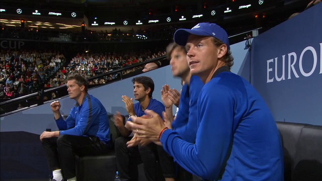 Roger Federer v Sam Querrey match highlights (Match 5) | Laver Cup 2017