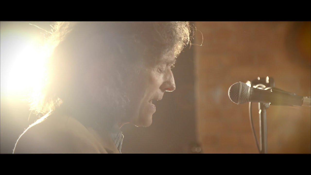 Gilbert O'Sullivan   'I'll Never Love Again'