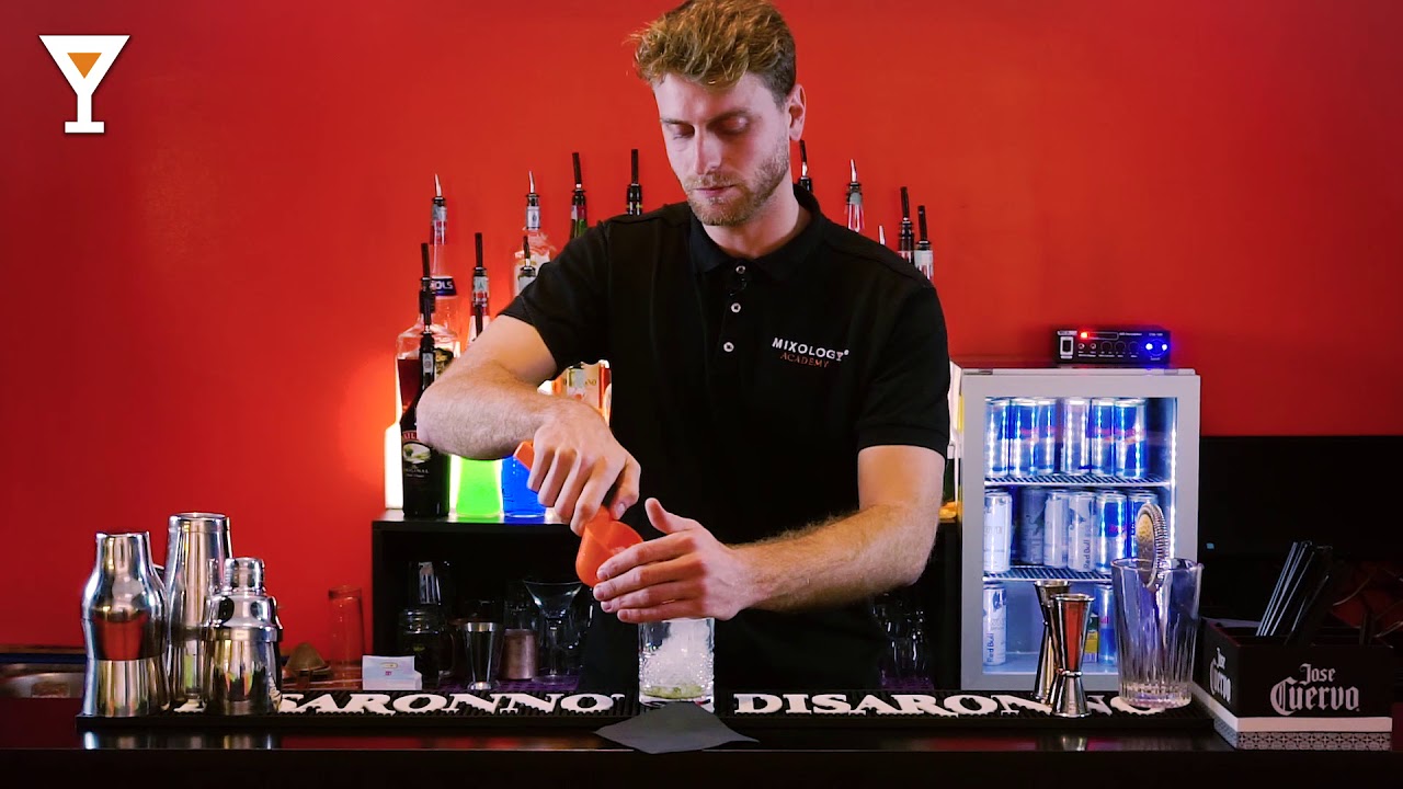 Caipirinha Cocktail | Ricetta Caipirinha e Preparazione