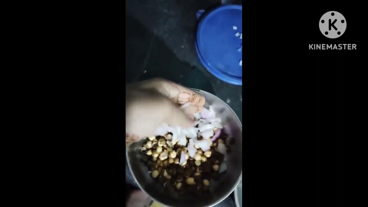 making chana chur recip😋😋