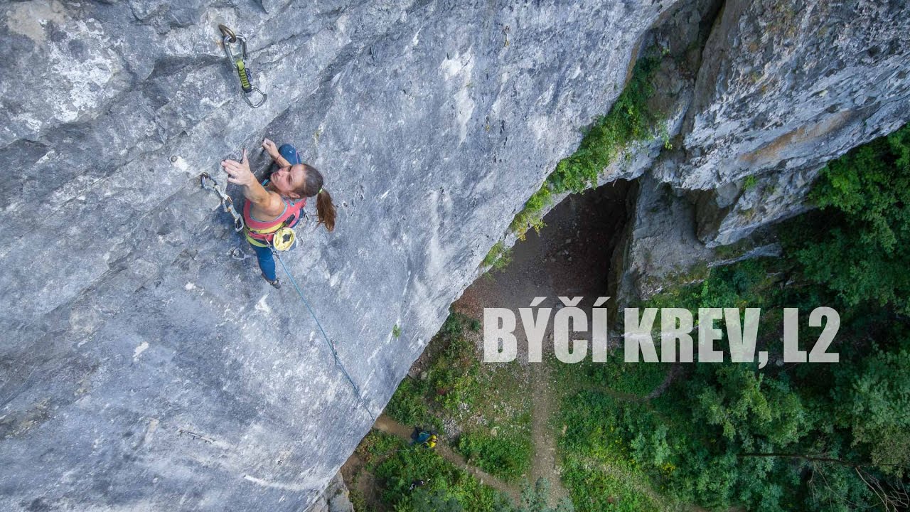 Býčí krev L2, Moravský kras, leze Peťa Růžičková | eMontana.cz