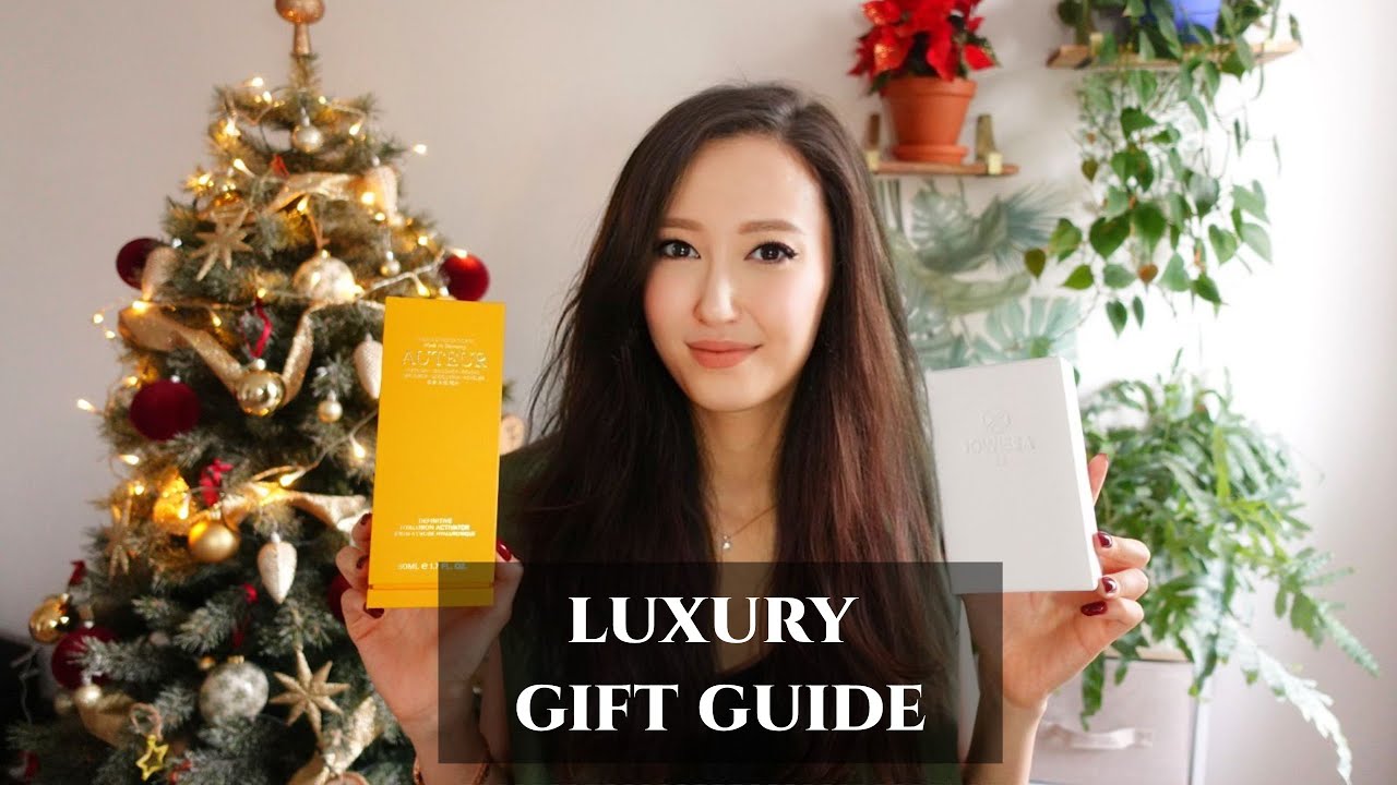 LUXURY GIFT GUIDE 2022 FOR ELEGANT LADIES