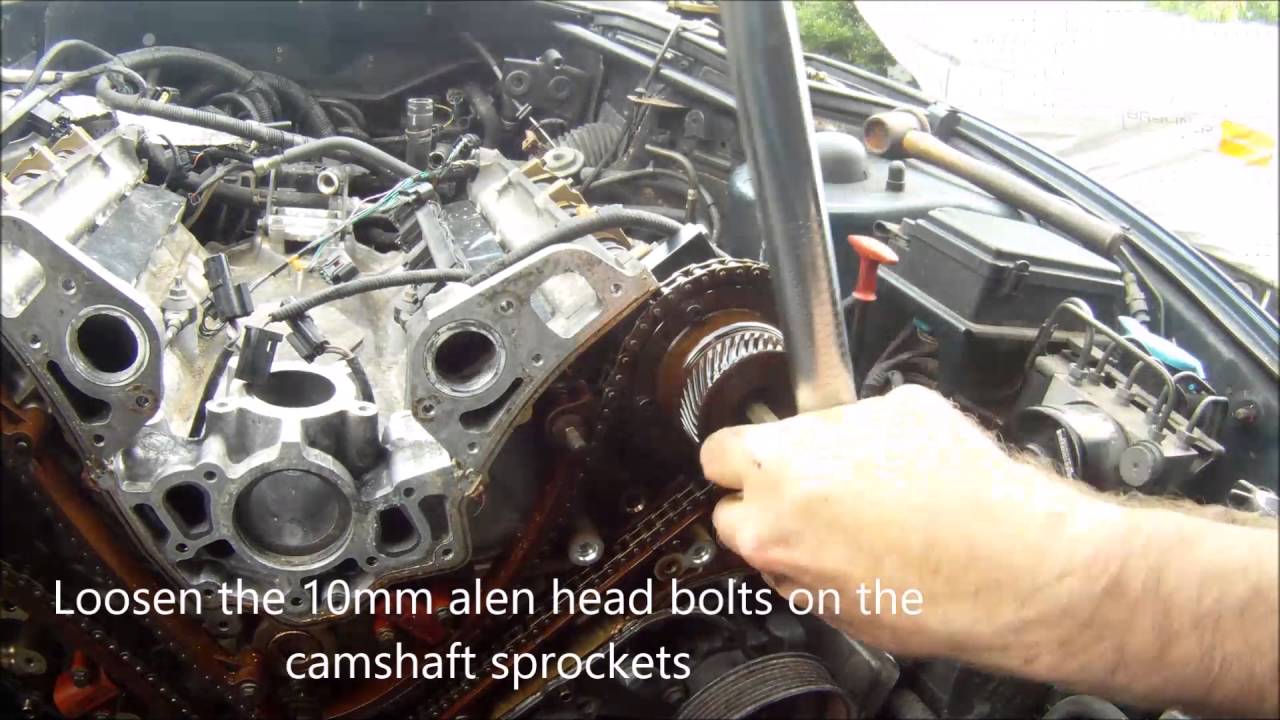 Jaguar XK8 XJ8 V8 Cam Chain and Cylinder Head Removal AJ26/AJ27