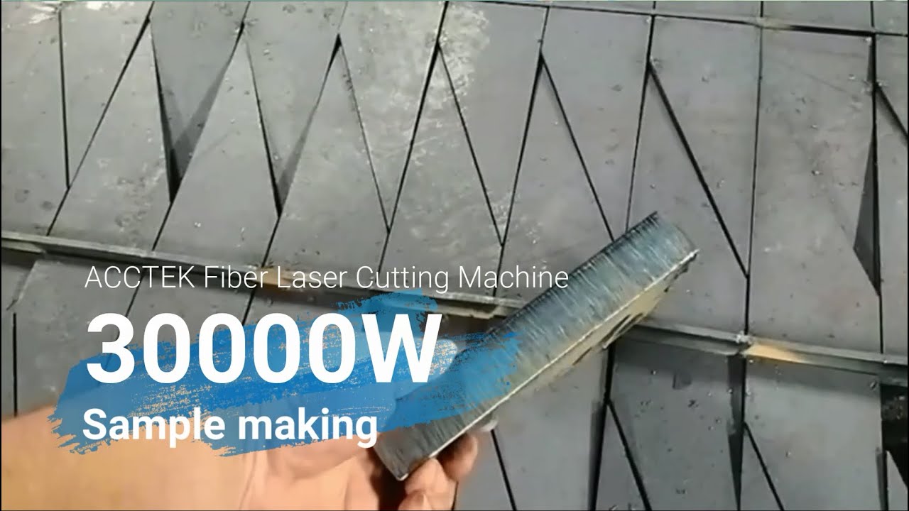 30000W Fiber Laser Cutting Carbon Steel